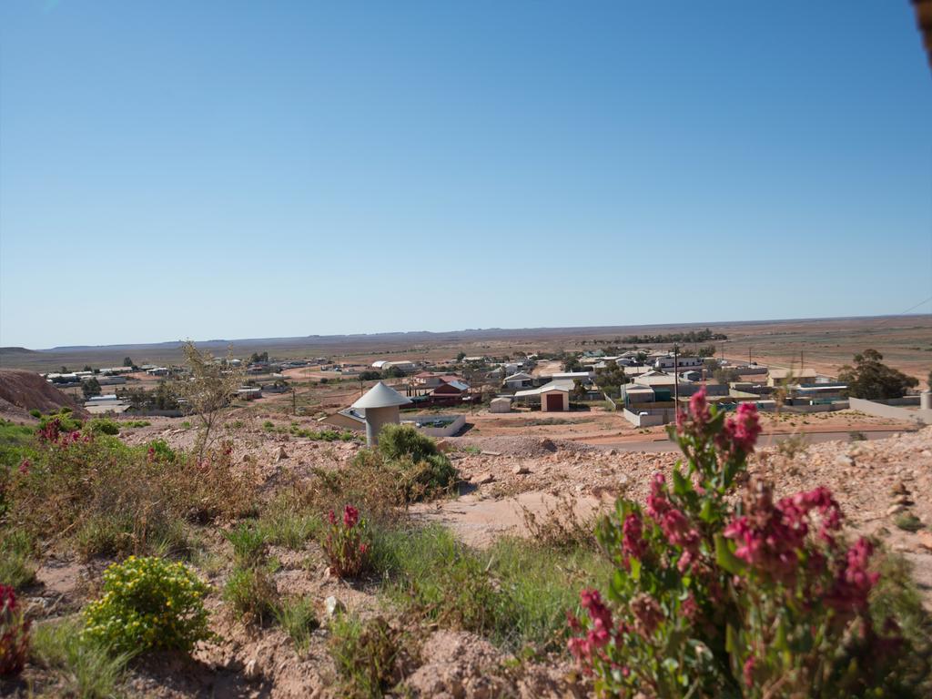Ali'S Underground Studio Coober Pedy Exterior photo